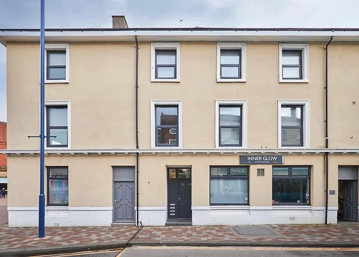 Host & Stay - Clarendon Apartments