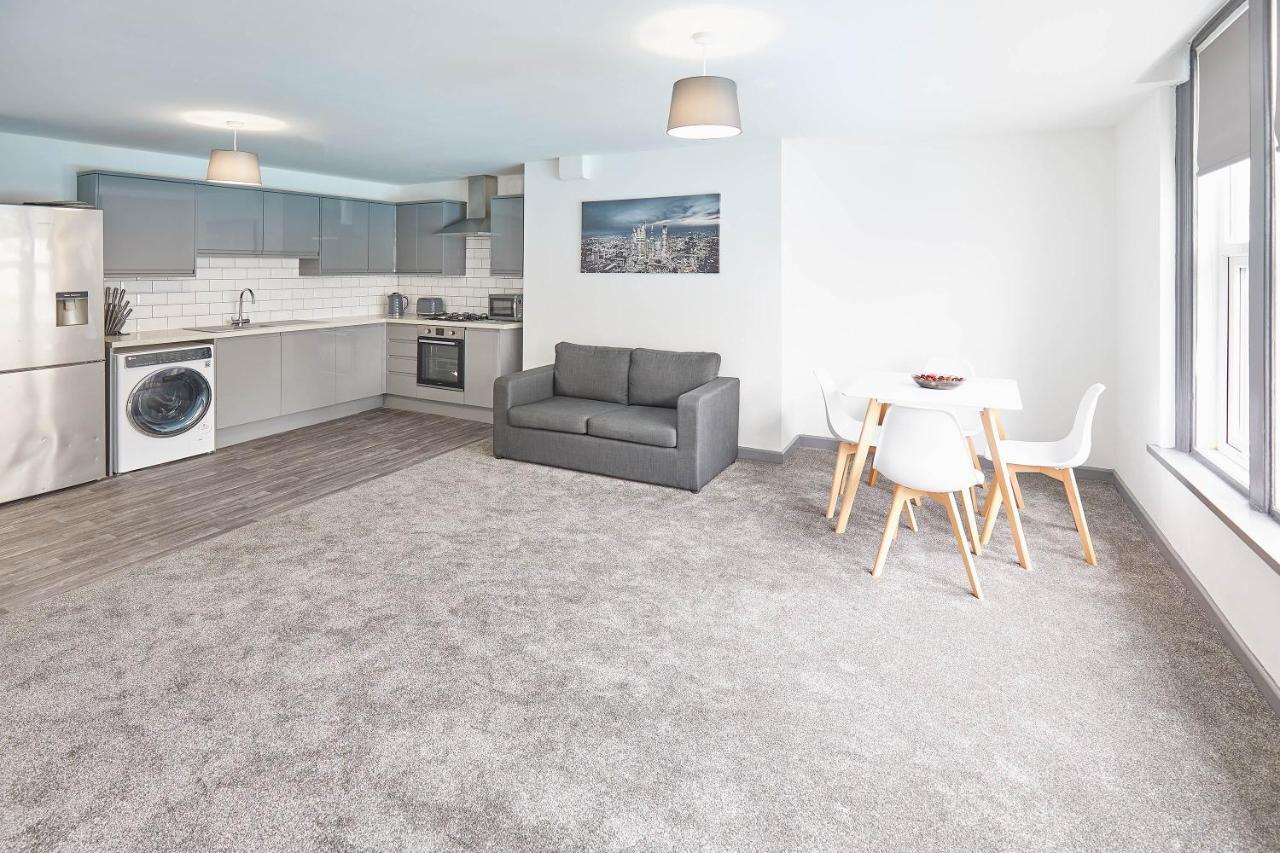 Host & - Clarendon Apartment Redcar
