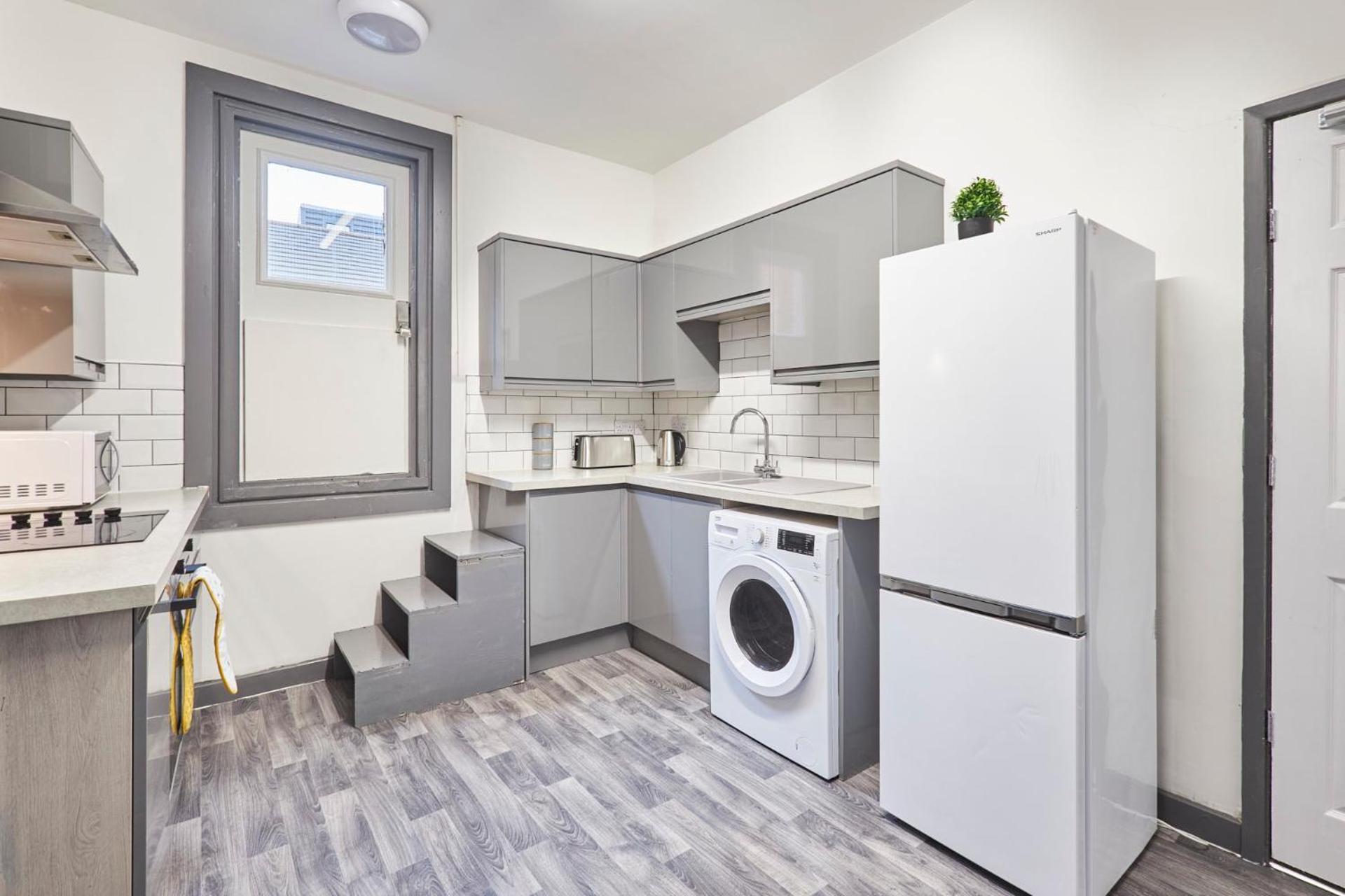 Host & - Clarendon Redcar