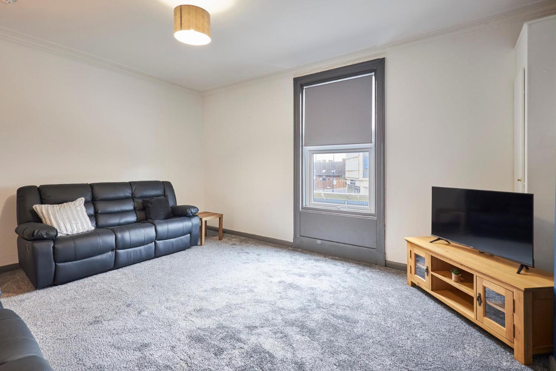 Host & - Clarendon * Redcar